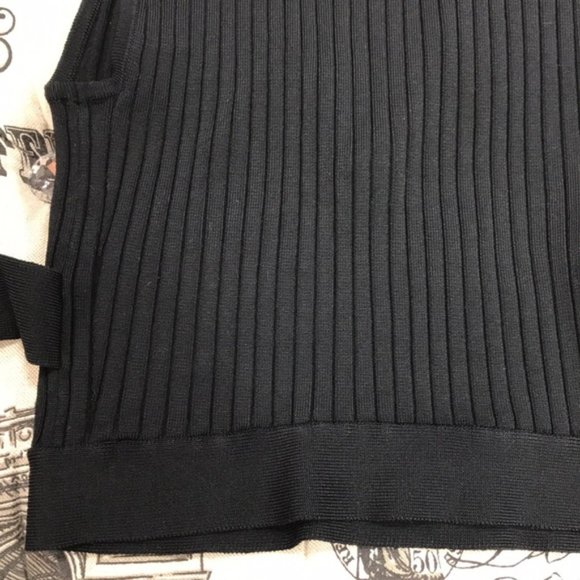 BCBGMAXAZRIA Hana Mock Neck Crop Top - Picture 7 of 7